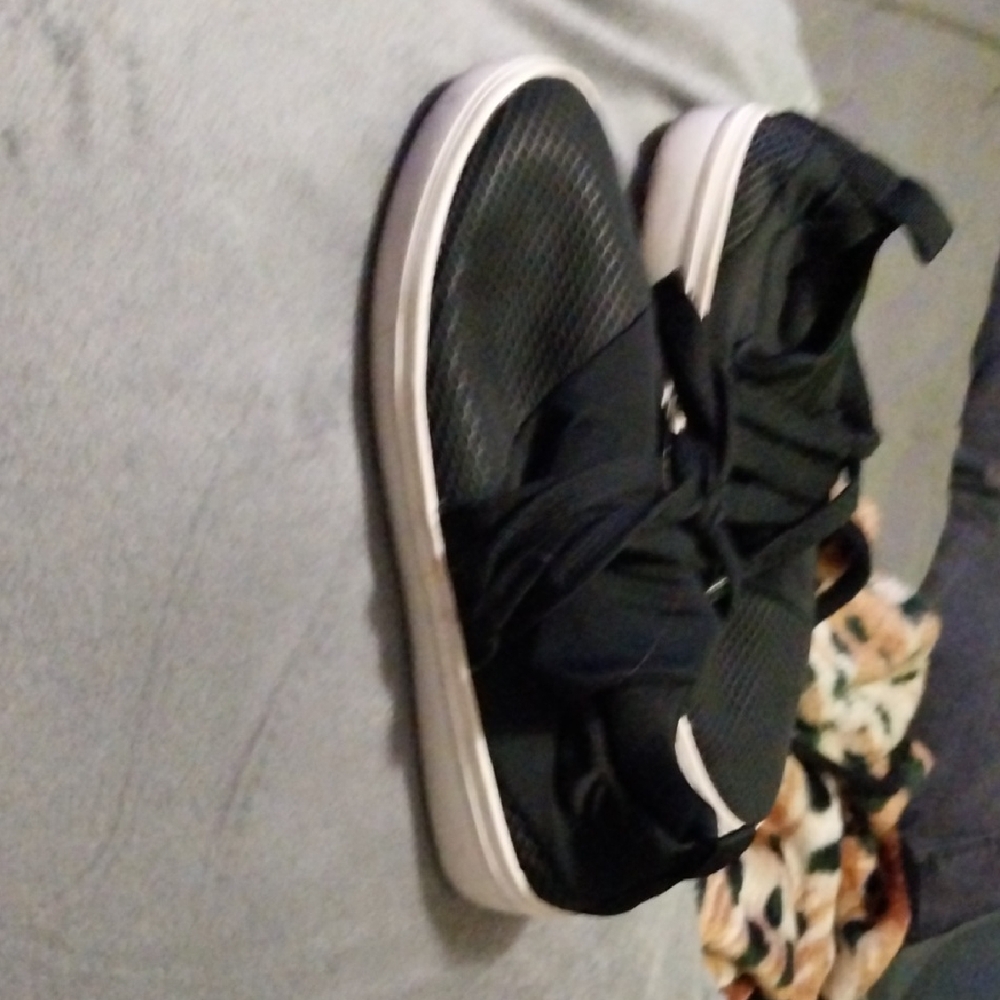 Womans Black Sneakers